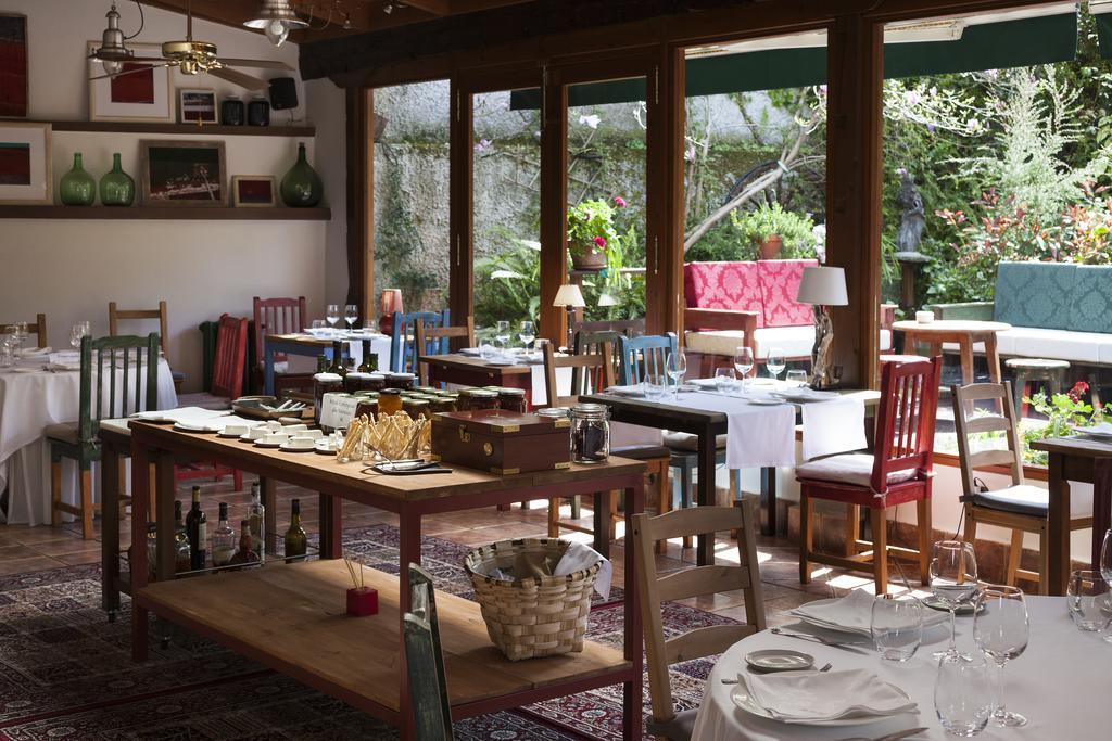 Hotel Restaurante Cabo Vidio Ovinana  Exterior photo