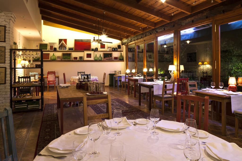 Hotel Restaurante Cabo Vidio Ovinana  Exterior photo